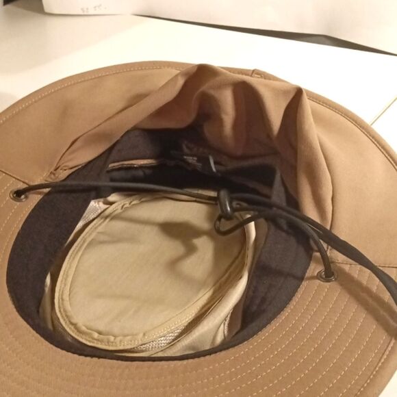 Free Authority Women's Two Tone Tan Vented Rain/Sun Hat - Picture 4 of 6